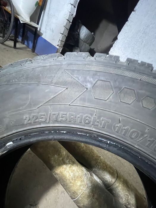 Покрышка на уаз 225/75-16 гина
