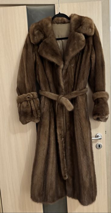 Дълго палто от Норка в най търсения цвят