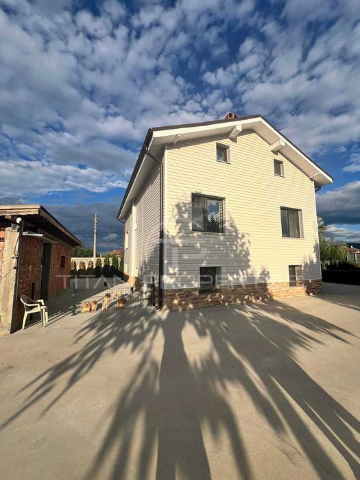 Продава се Къща в с. Куртово Конаре, Област Пловдив - 160 кв.м за 1250 €/кв.м - Снимка #3