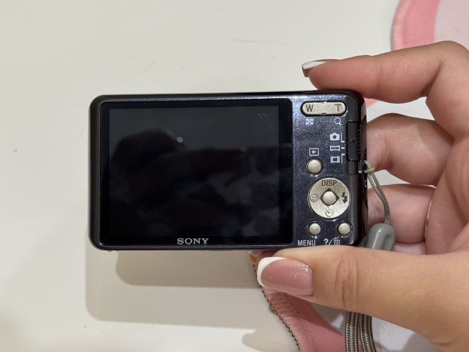 Камера Sony Cyber-Shot 16.1 mp