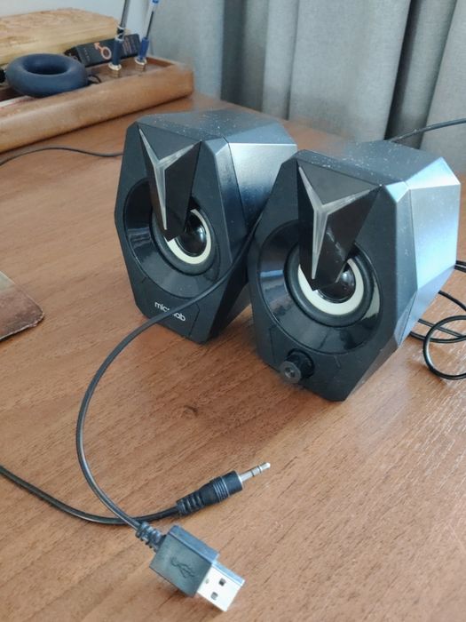 Продам колонки микролаб б26