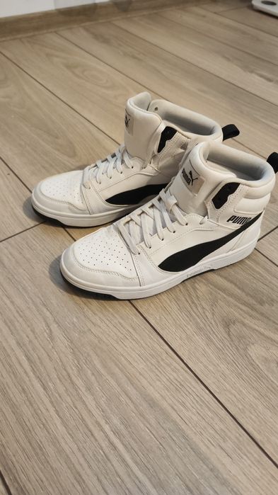 Adidași Puma Rebound V6