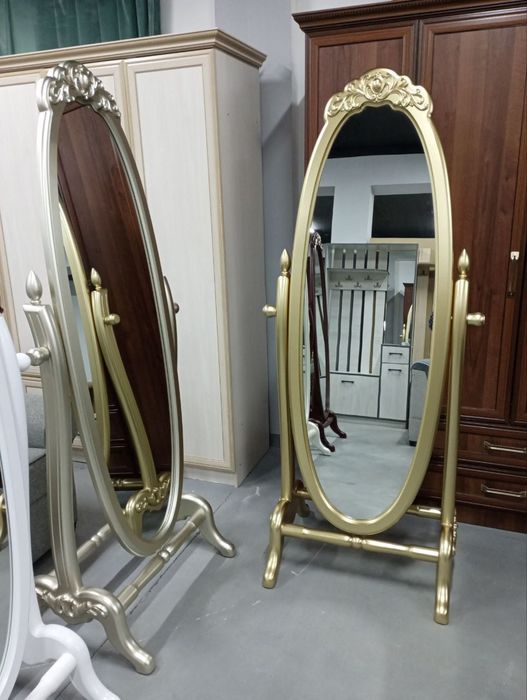 Мебель на заказ Напольная зеркало и красиво