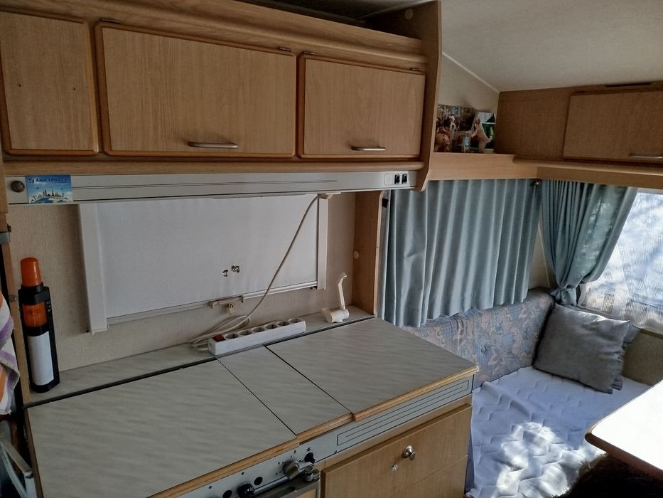 Продавам Каравана  Шато