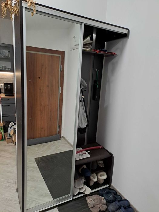 Продавам Портманто