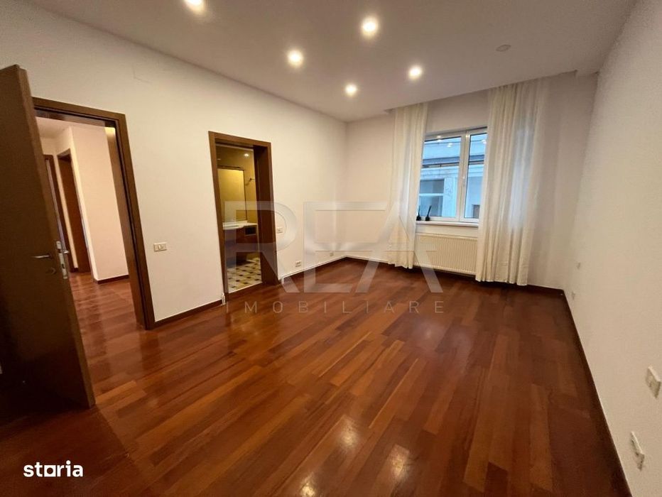Apartament 4 camere  Resedinta