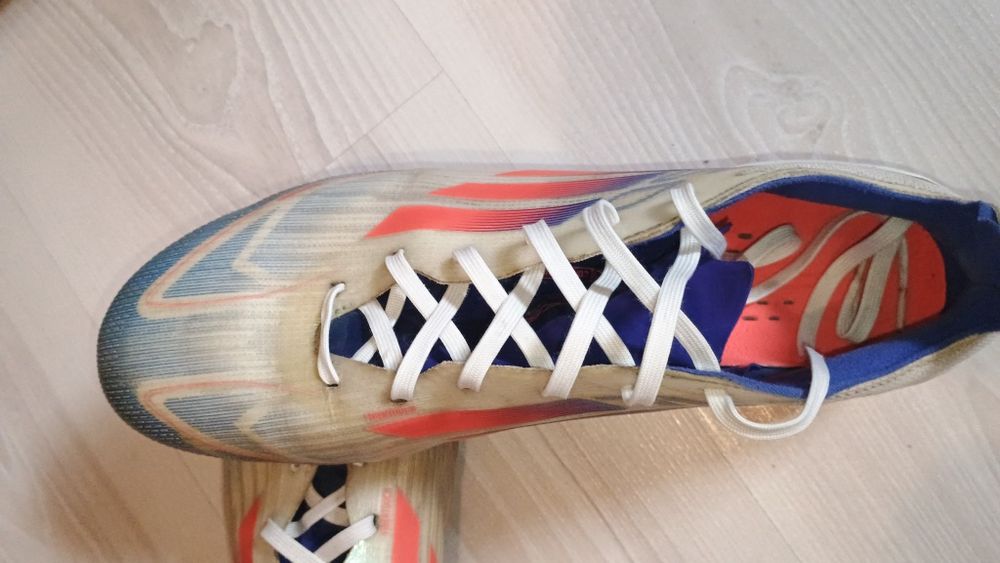 Ghete fotbal Adidas F50 elite numărul 42