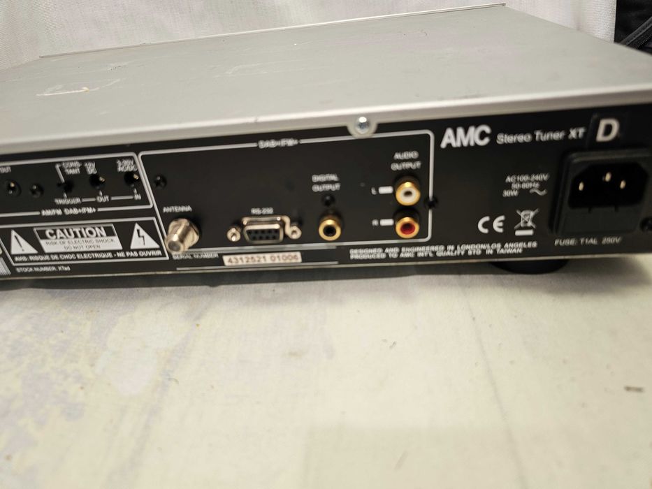 Tuner cu telecomanda AMC stereo tuner XT HOME automation series
