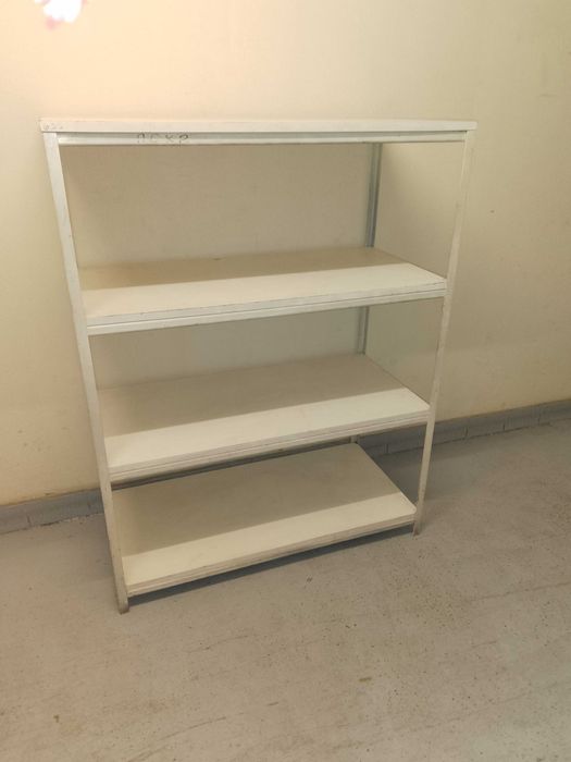 Масивен стелаж с 4 рафта, д/ш/в - 101х49х130 см