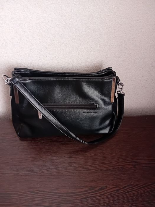 Продам женскую сумку