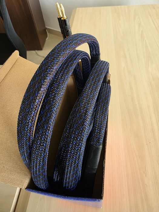 Vând super cablu  Audiophile Transparent Copper oxigen free. 
Disponib