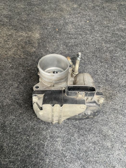 Дроссельная заслонка