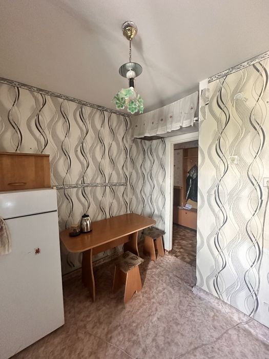 Продам 2-комнатную квартиру