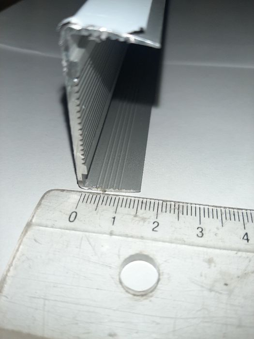 Челна лайсна за кухненски плот нова продава