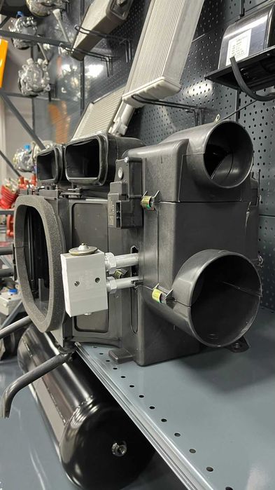 Запчасти на HOWO, SHACMAN