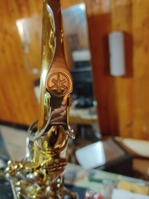 Саксофон альт Yamaha YAS - 23 б/у продам .