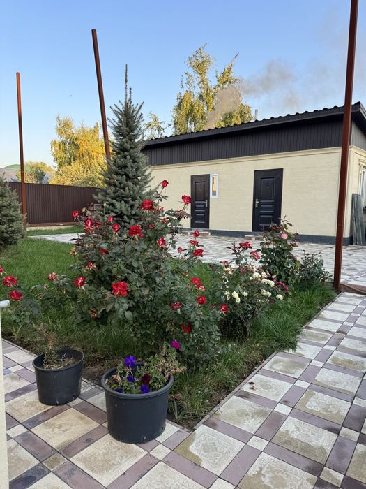 Продается двухэтажный дом в Бесагаше