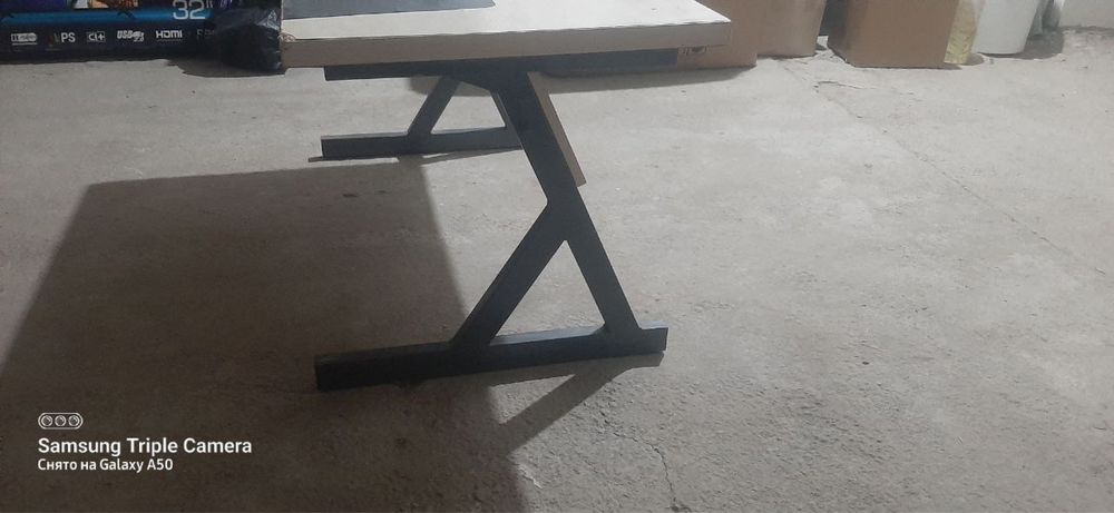 Парта и стулья. Dars stoli parta.