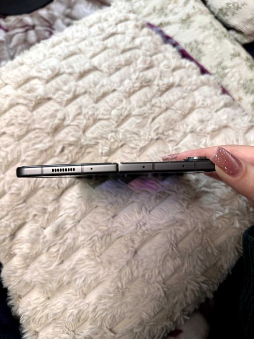 Samsung Z fold 5 512 gb