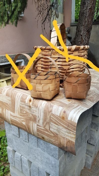 Плетен кош с капак, панер и др. битови предмети