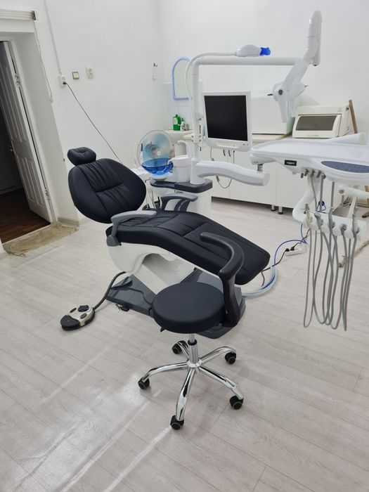 Продам стоматологическую установку.