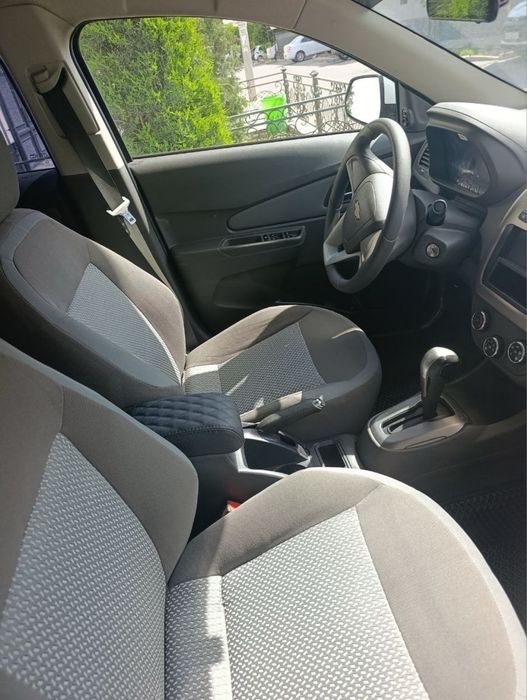 Chevrolet Cobalt 2023 — 3