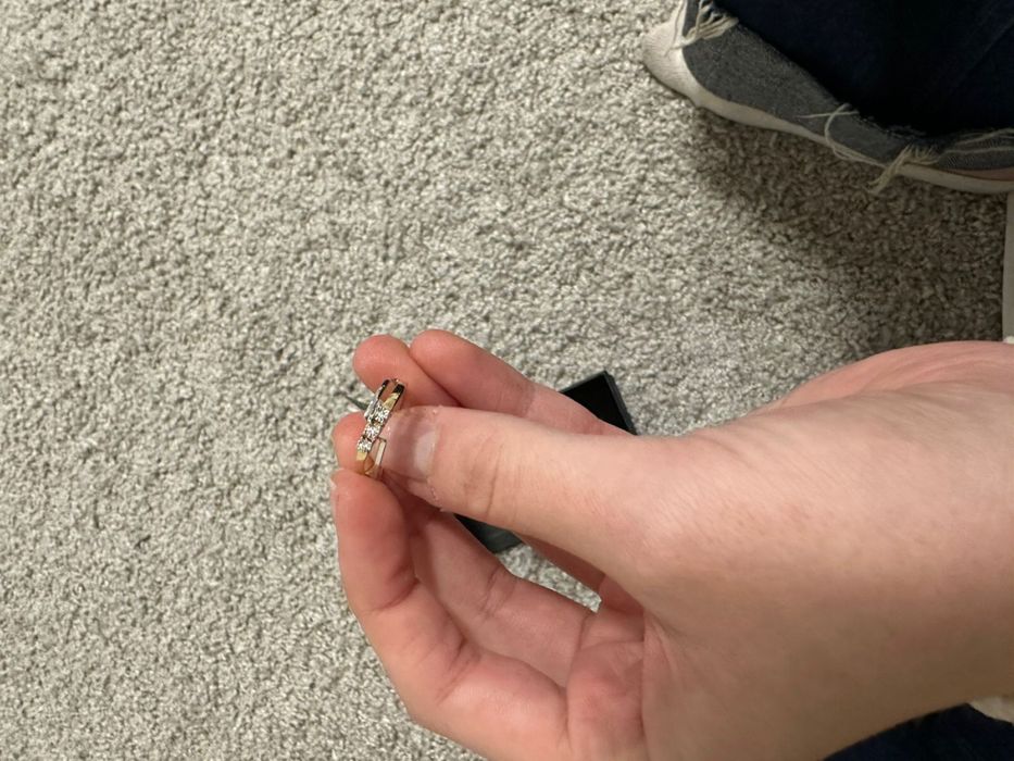 Кольцо золотое lucente