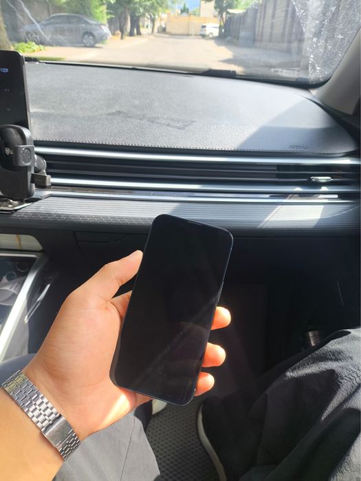 Iphone 14,256гб.