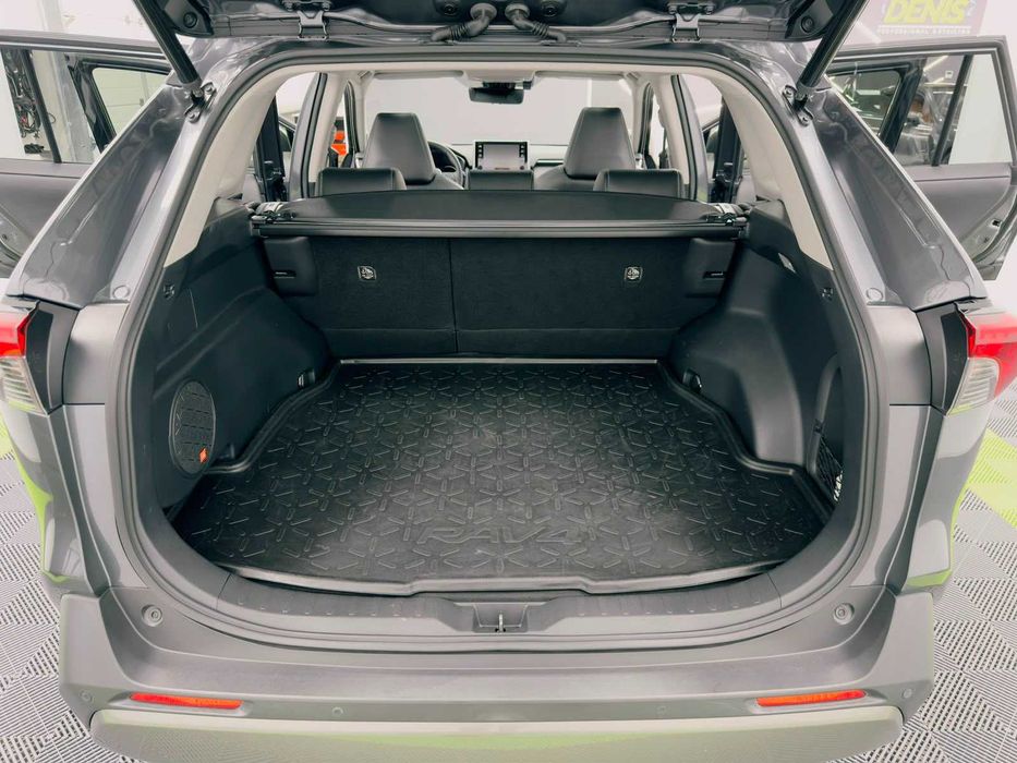TOYOTA RAV4 2021 — imagine 5