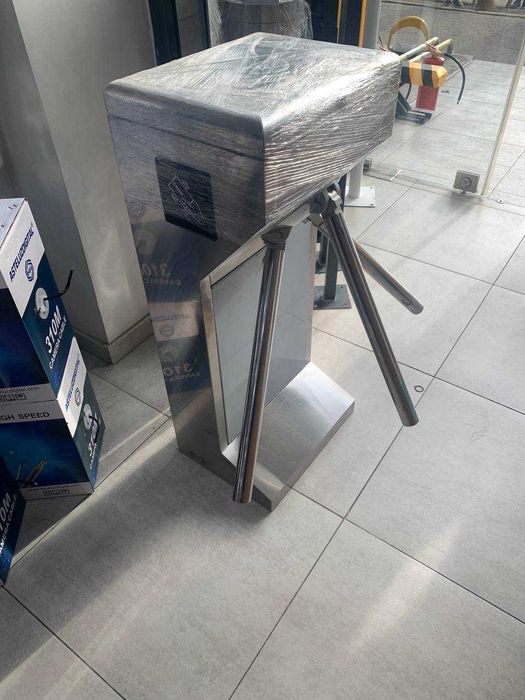 Турникет трипод для школ и университетов