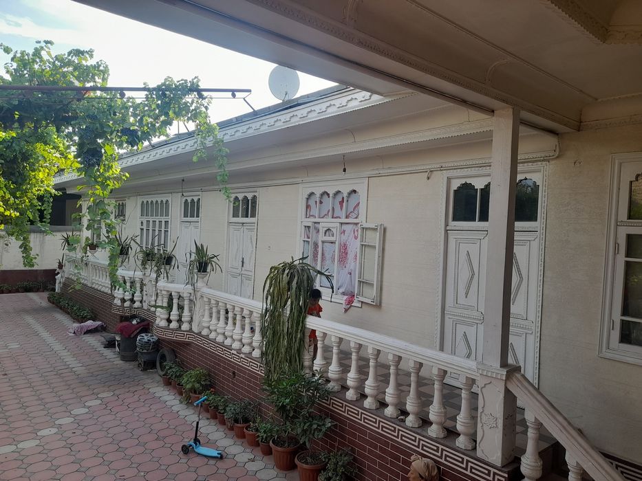 ховли уй сотилади