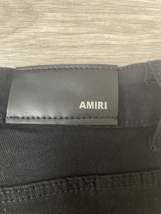 blugi baggy amiri