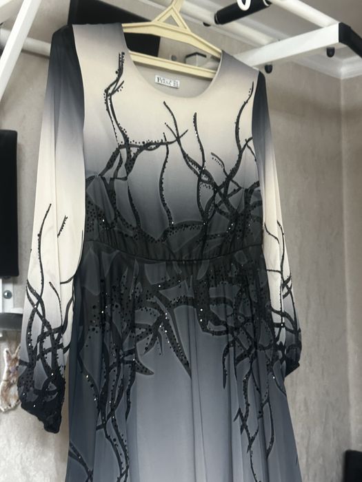 Платье  для женщин