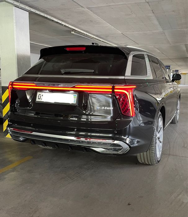 Продается HONQI e-hs9