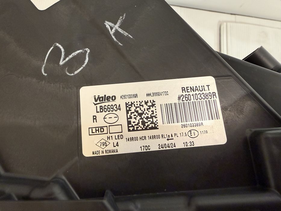 Far stânga dreapta Dacia Duster 2 facelift 2021/2024