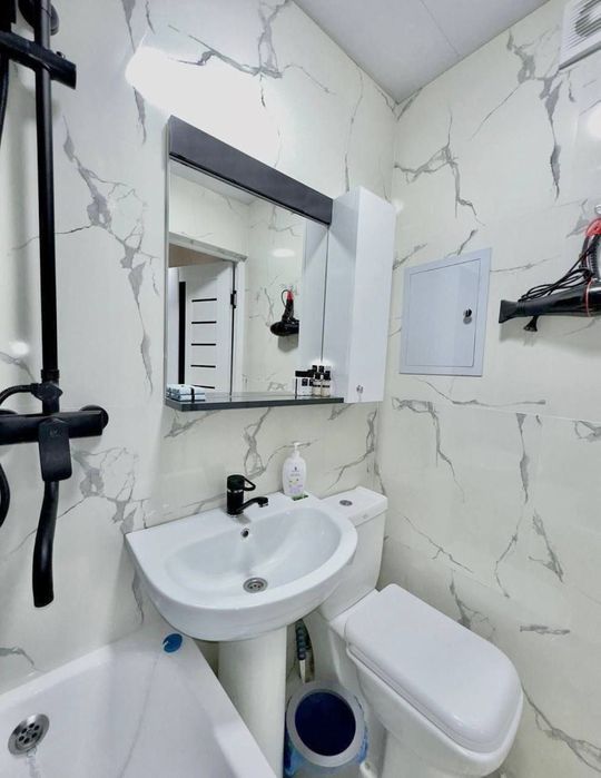 Чиланзар 5 квартал 1в2 комнатная. Метро Новза