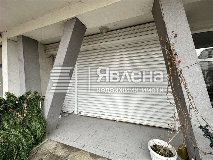 Магазин в Поморие - близо до плажа в оживен район