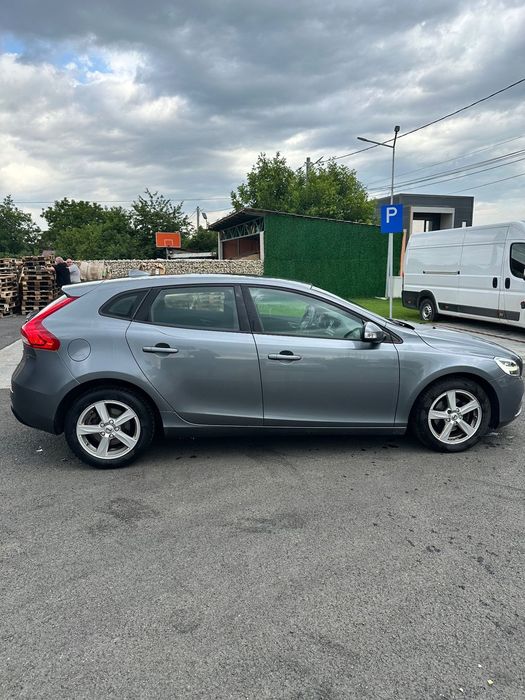 Volvo V40 D2 2017