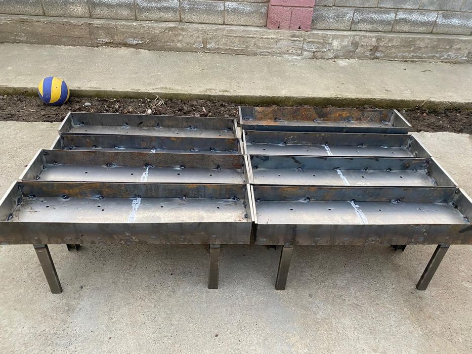 Мангал Горяче катаный