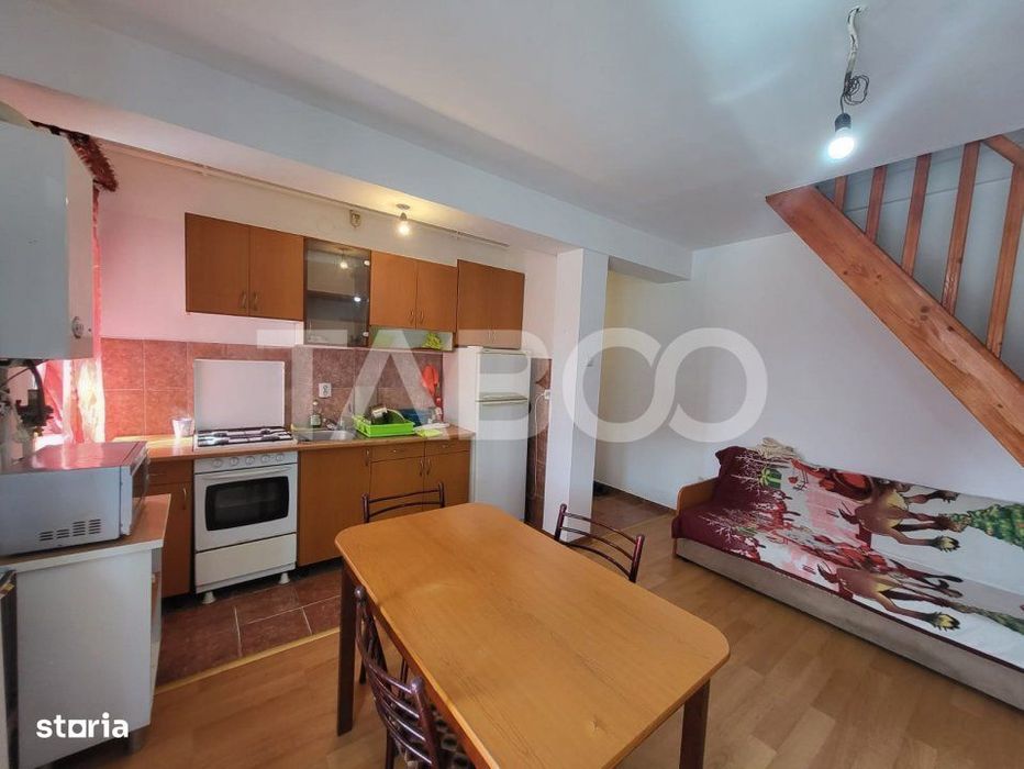 Apartament de vanzare 4 camere pe 2 etaje 84 mp zona Rahovei Sibiu