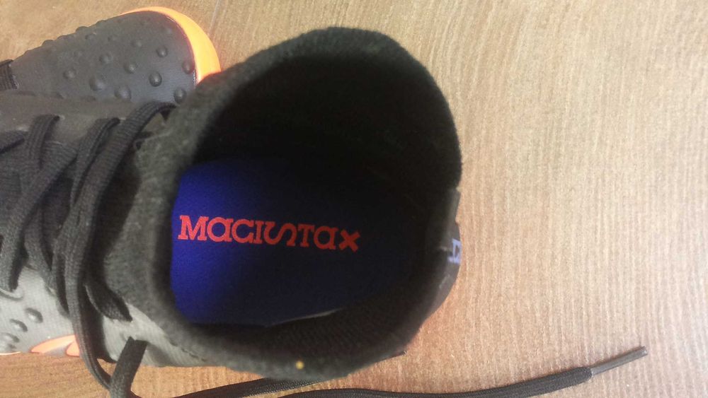 NIKE MAGISTAX Astro Turf размер EUR 36 обувки 380-14-S