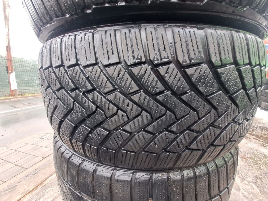 4 anvelope iarna 225/45r17 Continental Montaj Gratuit
