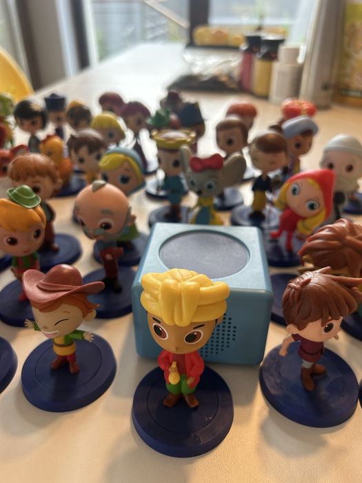 Lot 55 figurine audio "Povești Magice" + Cub interactiv