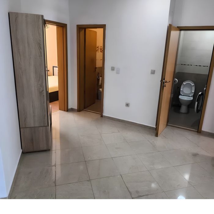 Дава се под наем Тристаен апартамент в София, Студентски град - 95 кв.м за 714 € - Снимка #8