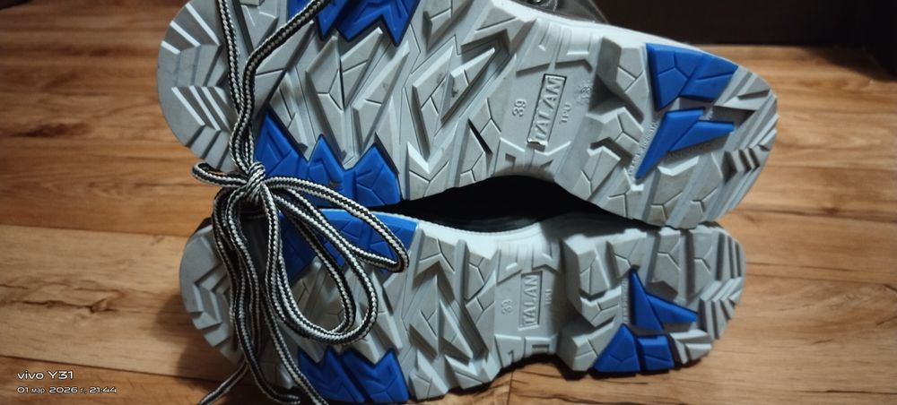 ботинки рабочие зимние.