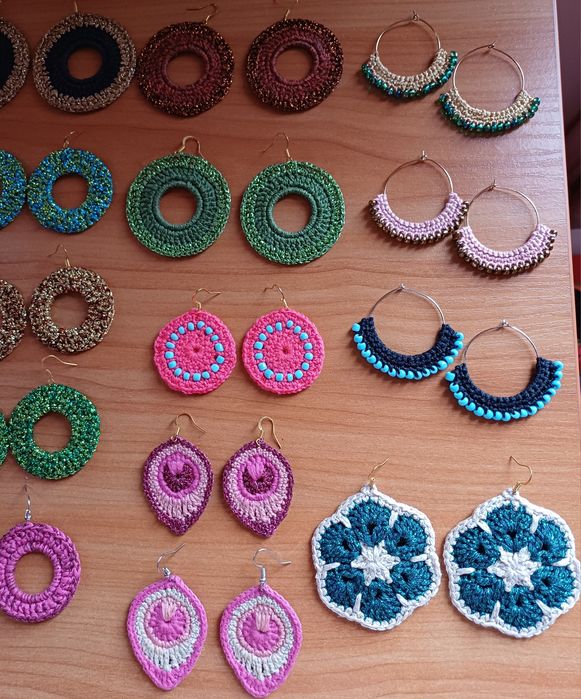 Плетени обеци,  колие пауново перо