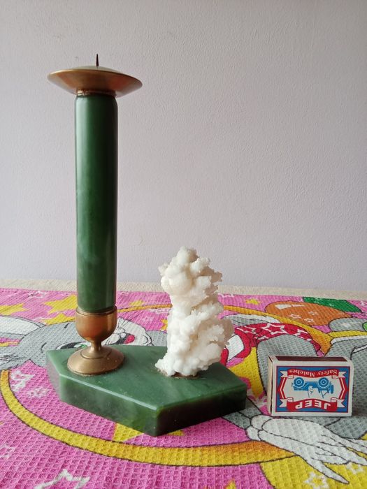 Подсвечник СССР ( нефрит , коралл , бронза )