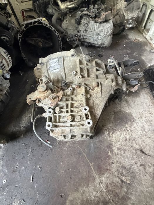Скоростна кутия 1.6 CRDi / 1.4 CRDi за Hyundai i30 / ix20 / Kia Ceed WB J6 845800