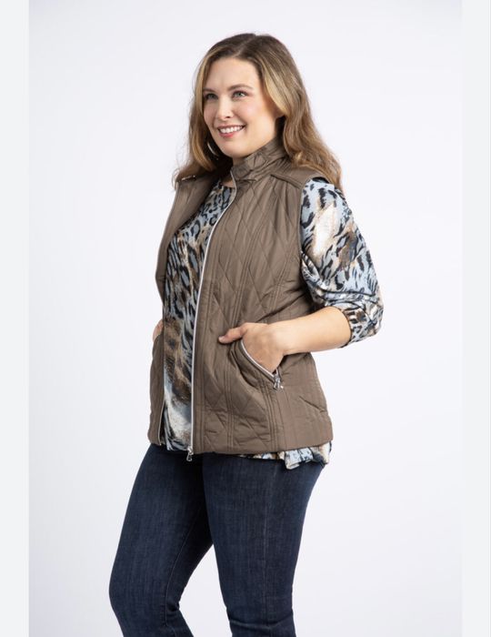 Нов, екегантен елек ZARA