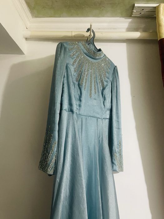 Вечерный платья